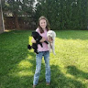 Meet your Posher, Emily